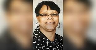 Fannie Vincent's Instagram, Twitter & Facebook