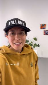 Explaining what I’m doing at my residency with @rccdemeryville in  @baystreetemeryville , This is an Open Studio Experience so you’re welcome  to walk in and talk to me about my exhibition, learn about ...