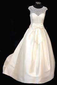 Manchmal kann das hochzeitskleid auch neue freundschaften ankündigen. Brautkleid Mallorca Heiraten Auf Mallorca
