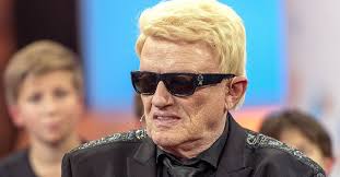 Kann jemand dazu schon etwas sagen ?? Fur Heino Gab S Zum 81 Dieses 150kg Schwere Monstrum