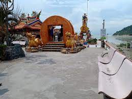 From wikipedia, the free encyclopedia. Chong Long Gong Temple Picture Of Chong Long Gong Temple Batu Pahat Tripadvisor