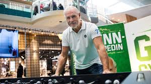 Nu berättar fotbollslegendaren om kärlekslyckan, bröllopsresan i mexiko mitt under coronautbrottet och den nyfunna vänskapen med björn borg. Croneman Glenn Hysen I P1 Ett Av De Svaraste Uppdragen Dn Se