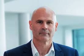 Richard Garbutt's Instagram, Twitter & Facebook