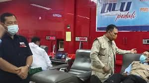Read hotel reviews and choose the best hotel deal for your stay. Https Surabaya Tribunnews Com 2021 03 12 Pengusaha Jatim Antusias Sambut Vaksin Gotong Royong Ini Perkiraan Biayanya Untuk Dua Kali Vaksin Https Cdn 2 Tstatic Net Surabaya Foto Bank Images Sosialisasi Vaksinasi Gotong Royong Kadin Surabaya