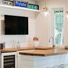 Appliances, bathroom decorating ideas, kitchen remodeling, patio furniture, power tools, bbq grills, carpeting, lumber, concrete, lighting, ceiling fans and more at the home depot. Shiplap Wet Bar With Butcher Block Top Design Ideas