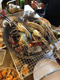 Find unique places to stay with local hosts in 191 countries. This Seafood Buffet In Hulu Langat Lets You Catch Your Own Prawns Crabs And Lobsters