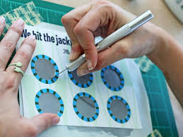 Great surprise for a child's lunch box or make a bunch to give to a friend. Diy Scratch Off Card For Father S Day Father S Day Gift Idea Father S Day Kids Craft Hgtv