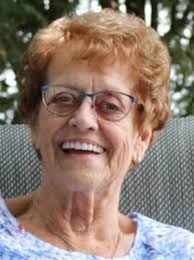 Mme Madeleine Brunet Laberge