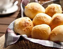 Pao De Queijo Brasilianische Kaseballchen Rezept Rezept Hausgemachter Kase Rezepte Rezeptideen