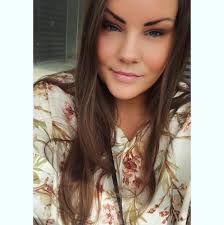 Hvilken chokolade skal du smage først? 🔵🔴🟡 Vi præsenterer LIDL STARS ⭐️  Men hvad er det? Lidl Stars er specielt udvalgte produkter, som  repræsenterer vores engagement i at levere det bedste til