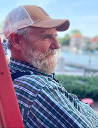 Obituary information for Wayne Carver