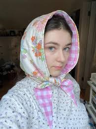 Alice Fackler's Instagram, Twitter & Facebook