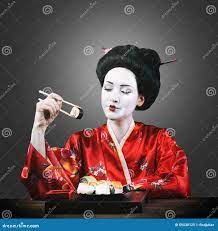 Woman in Geisha Makeup Eating Sushi Stock Image - Image of clothing,  chopsticks: 59030125