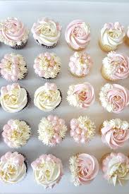 Cupcakes In Pink Weiss Und Gold White Birthday Cakes Christening Cupcakes Dessert Decoration