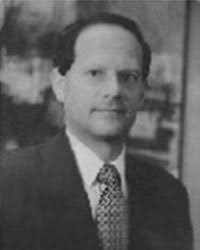 Físico nuclear dirige el Consejo Universitario