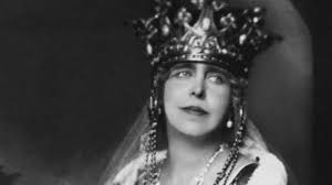 Totodata la noi se actualizeaza in fiecare zi lista de filme. Regina Maria Inima Romaniei Interviu Cu Realizatorul Documentarului Video