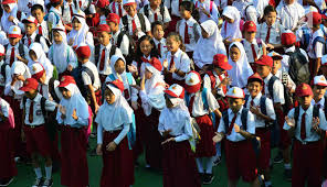Klik pada gambar thumbail untuk mengunduh gambar ukuran penuh. Foto Semangat Siswa Sd Di Hari Pertama Masuk Sekolah News Liputan6 Com