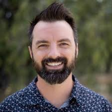 Louette Folsom's Instagram, Twitter & Facebook