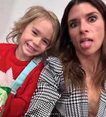 Don t put anything nasty ($5000)..it .it is real. hkkk Don't put anything  nasty and win ($25,000) F