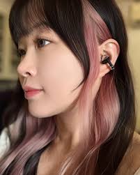 ❀ BUTTONS CLIP 智能AI耳夾式耳機❀ ✨ 型格、智能、舒適，一夾即刻Level Up你嘅生活與品味🎧  🎧最近試咗@lavatechhongkong 嘅BUTTONS CLIP  智能AI耳夾式耳機，真係完全顛覆我對耳機嘅認知！👨🏻‍🎤呢款耳機由美國饒舌歌手