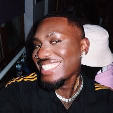 Katie Armitage (@katiearmitage_)