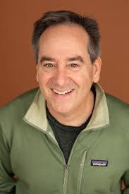 Eric Macneil's Instagram, Twitter & Facebook