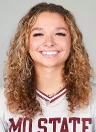 Emily Shipman's Instagram, Twitter & Facebook