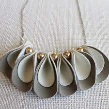 pin auf damen schmuck und accessoires