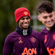 Manchester united have one foot in the roma vs man united: Manchester United Vs Roma Live Stream Time Tv Schedule How To Watch The Europa League Online The Busby Babe
