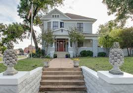 That is exactly what home platinum services does for you! Choose The Top Rated Painters In Frisco Painters Near Me House Painting Brick Painting Residential Painting Painting Company Interior Painting Exterior Painting