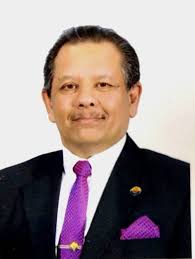 Satu majlis perjumpaan bersama pegawai daerah pokok sena telah diadakan. Seluruh Warga Kerja Pejabat Daerah Dan Tanah Pokok Sena Facebook