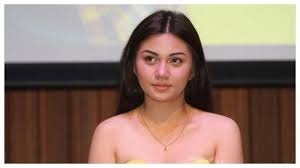 Ariel tatum casting bikin gagal fokus | opera van java (13/05/19) part 2. Reaksi Ariel Tatum Ditawar Om Om Pria Hidung Belang Dengan Harga Fantastis Tribun Medan