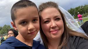 Anthony busy with his family leave him alone 😂