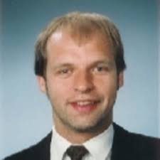 Salary information comes from 35 data points collected directly from employees, users, and past and present job advertisements on indeed in the past 36 months. Gerd Pflanzer Vice President Deutsche Bank Ag Xing