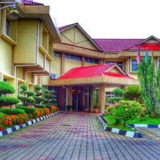 Pejabat kesihatan daerah seberang perai tengah, lot 89, mukim 17, 14000 bukit mertajam, pulau pinang. Sptengah On Twitter Menghantar Bantuan Peralatan Kerusi Dan Meja Yang Diperlukan Oleh Pejabat Kesihatan Daerah Seberang Perai Tengah Dan Diletakkan Di Beberapa Klinik Sekitar Spt Untuk Aktiviti Persampelan Swab Covid19 Https T Co Bzq7mzztzs
