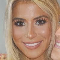 Ashley Runnels's Instagram, Twitter & Facebook