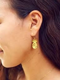 LEIGHTON LAM】パイナップルピアス(GOLD): 『Kahiko(カヒコ)』公式通販