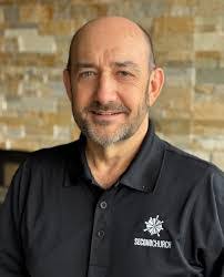 Darrell Paddock's Instagram, Twitter & Facebook