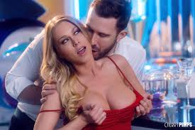 Katie Morgan Hot Blonde Milf Helps Relieve Sexual Tension