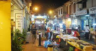 Don't miss out on great deals for things to do on your trip to melaka! Jonker Walk Melaka Backpacking Malaysia
