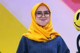 Ria ricis duga kena hipnotis usai dijambak orang gak dikenal. Pvd7tnckcbo7cm