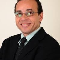 50+ perfiles de «Carlos Abner»