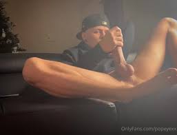 Popeyexx's Forbidden Library-A Glimpse into His Hidden Desires