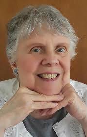 Leslie Dailey's Instagram, Twitter & Facebook