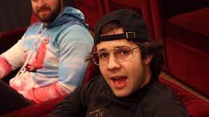 New The 10 Best Home Decor With Pictures The Backwards Hat And Glasses Is A Look Backwards Hat Hats Captain Hat