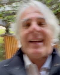 Caravan Tuesday 4008 Westin Ave.Sherman Oaks. Architectural contemporary