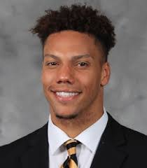 Lisbeth Clark's Instagram, Twitter & Facebook