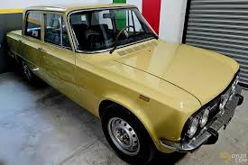 Image result for Giallo 1975 Alfa-Romeo