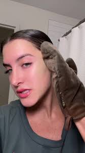 Dotty Face Spray Tan