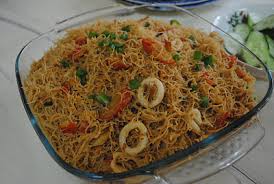 Siapkan 1 wadah, lalu campur kecap asin, kecap manis, lada bubuk, 1 sdm minyak sayur dan 2. Resepi Mee Hoon Goreng Kicap